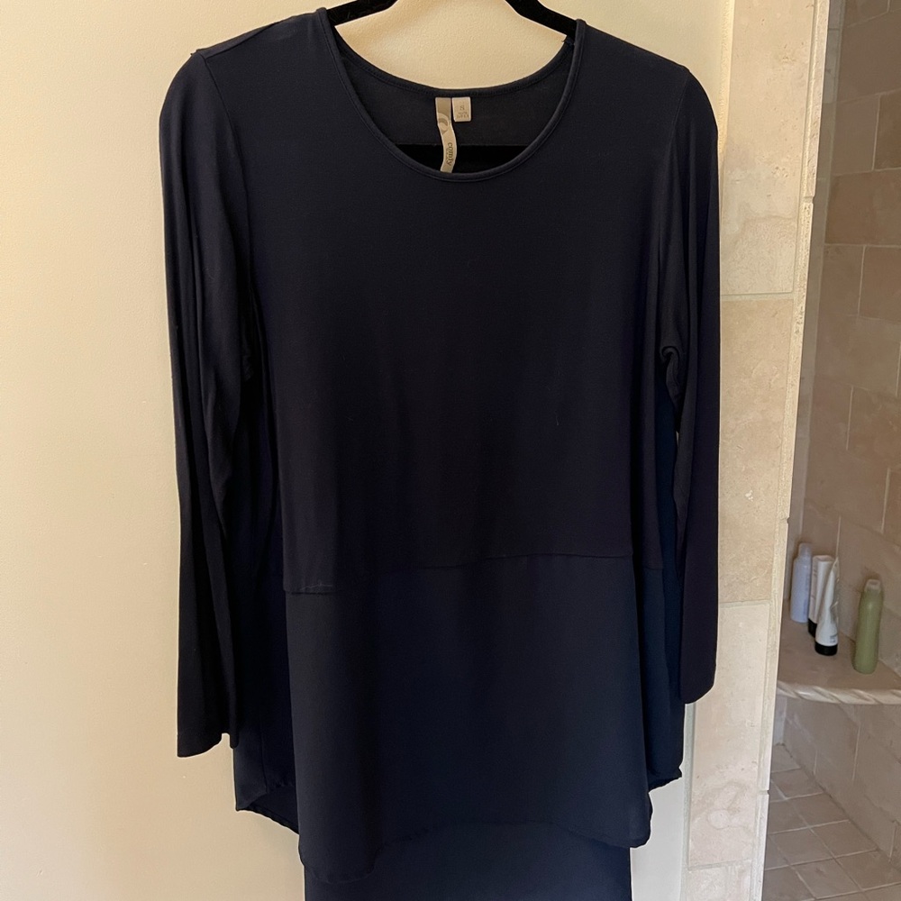 Comfy USA Navy Women's Top